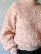 Handgestrickter pullover aus - handgestrickter,