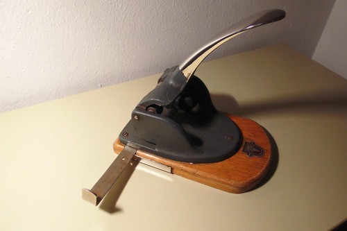 Alter locher der marke esco - alter,