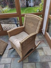 rattan Schaukelstuhl gebraucht, wie neu