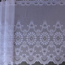 Scheibengardinenstoff 7,50 m Blätter Muster weiß 61cm hoch