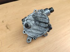 Unterdruckpumpe Vakuumpumpe Volvo V70 II XC90 S60  2.4 Diesel 30731825 31219463