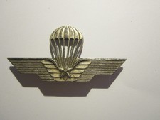 Italien -Fallschirmspringerabzeichen- Fallschirmjäger mit Stern, 7,8 x 3,6 cm