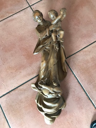 Holzmadonna mit kind - holzmadonna,