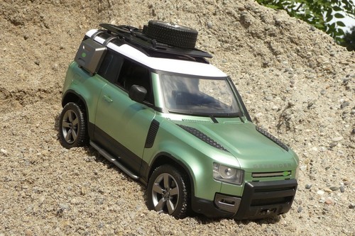 Jeep land rover - rover, defender