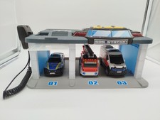 SOS Station Rettungsfahrzeuge