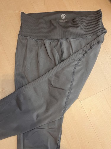 Oceans apart leggins - oceans,