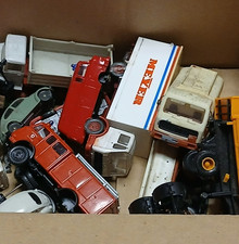 Konvolut Modellautos für Bastler Räder teilweise mit Kleber ca 20 Roco Wiking