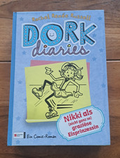 DORK Diaries, Band 04: Nikki als (nicht ganz so) graziös...  Buch  Zustand TOP