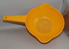 Tupperware Goldregen Sieb Handsieb gelb gebraucht