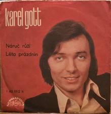 Karel Gott - Náruč Růží /