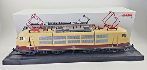 Märklin spur - spur, 1