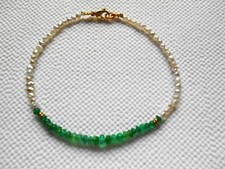 Feines Armband, echte Smaragd-Rondelle + weiße Süßwasserperlen beste Qualität.