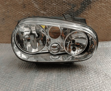 1J1941018Q Projektor Rechts