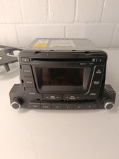 Hyundai i10 Autoradio Original mit Blende CD MP3 Bluetooth ab Bj 11/2013