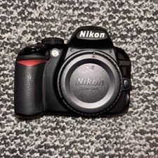 Nikon D3100 Digitalkamera DSLR | Top Zustand