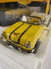 Sun Star 1/18 1955 Pontiac