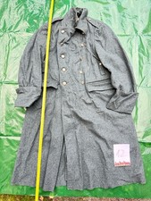 Original Schweizer Militärmantel „Kaput“ – klassisches Modell aus Wollfilz