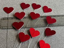 Florist rot schimmernde Herzen