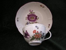 Antike Ludwigsburger Tasse aus der Zeit um 1765