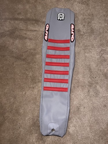 Guts ribbed gripper - ribbed, seat