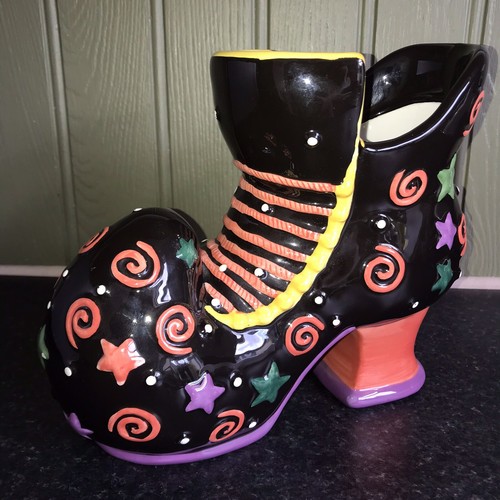 Große gruselige hexenschuh - große,