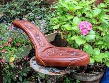 Custom Cobra Sitzbank für