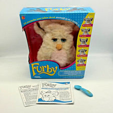 Furby Creme & Pink blaue Augen 59294 - Tiger Hasbro 2005 Deutsch OVP + Anleitung