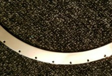 Halb-Halsreif silberfarben zum