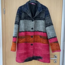 Desigual Mantel, Größe