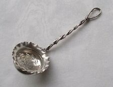 *RAR* Seltener Sieblöffel plastisches Vegetables Dekor aus 800er Silber W.Binder