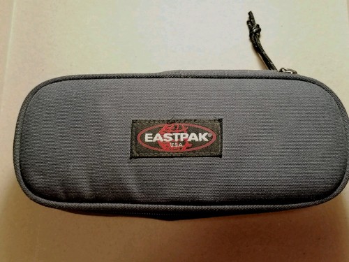 Eastpak oval black - oval,