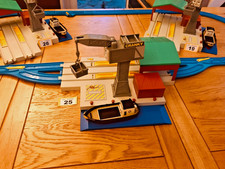 Tomy, Cranky Kran und