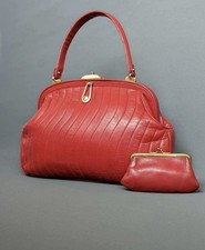 Vintage Comtesse rote