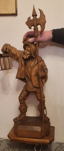 Holzskulptur nachtwächter mit - holzskulptur,