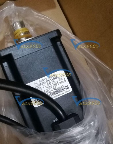 One new servo - new,