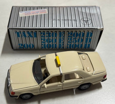 Mercedes-Benz 200-300 E D TAXI - 1:35 Modellauto W124 mit OVP CURSOR 1084