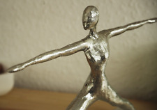 Yoga Skulptur aus Metall