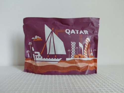 Qatar airways amenity kit - qatar,