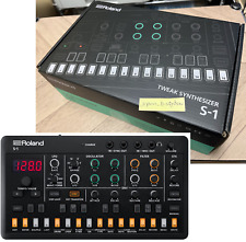 Roland S-1 Micro Polyphonic Synthesizer NEU