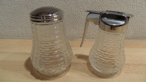 Zucker und milchkännchen - zucker,