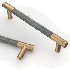 Gerändelte Schrankgriffe