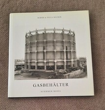 Bernd & Hilla Becher - Gasbehälter