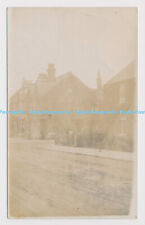 C025022 S. Davis Optican Apotheke. Dorf