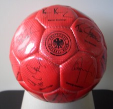 Fußballball mit DFB LOGO und Autogrammen der Nationalspieler 2005  (aufgedruckt)