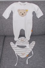 Schönes Steiff Set : Strampler / Mütze / Tuch - Modell L008820166_1000 - Gr. 50