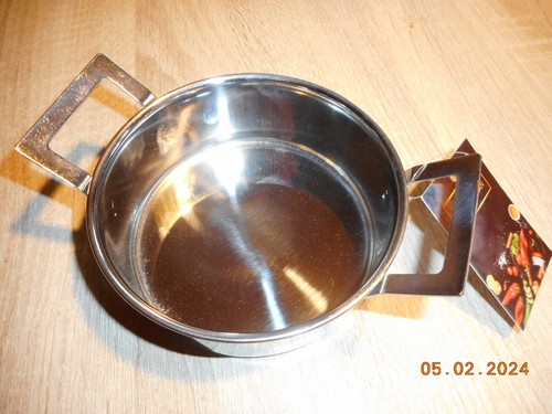 Kleiner serviertopf aus - serviertopf,