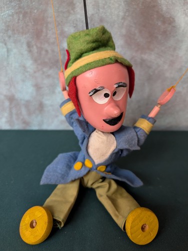 Pelham puppets rusty magic - puppets,