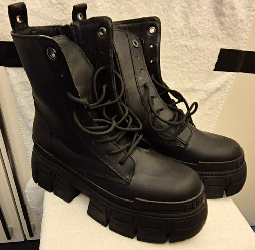 Buffalo plateaustiefel schwarz - plateaustiefel,