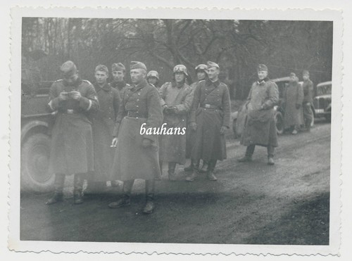 Foto soldaten offiziere kfz - soldaten/offiziere,