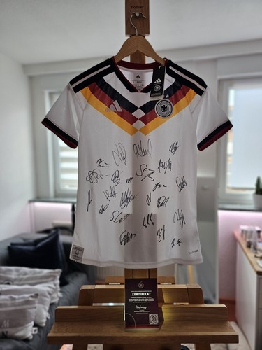 Signiertes dfb trikot - dfb, frauen